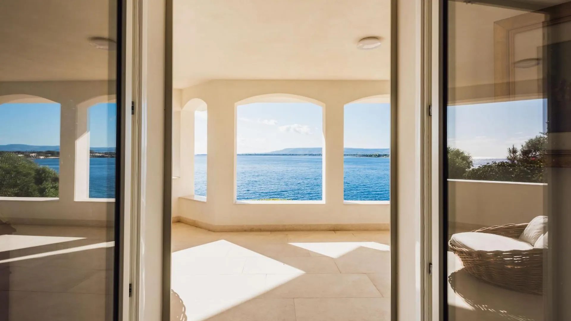 Villa Plemmiria With Private Access To The Sea By Wonderful Italy Syracuse